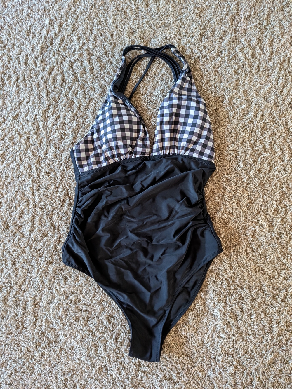 Cupshe Black and White Gingham One-Piece Swimsuit